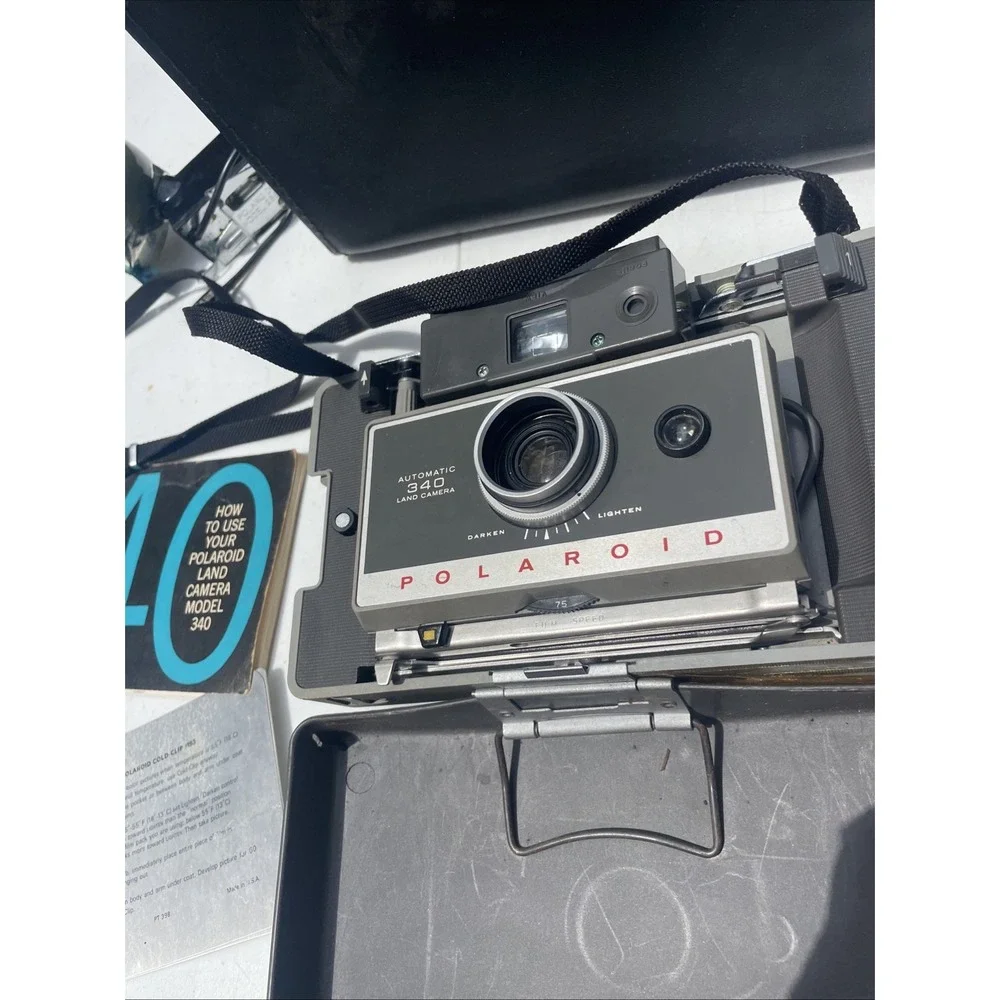 Vintage Polaroid 340 Automatic Land Camera Flash Model 340 Carry Case and more‎
